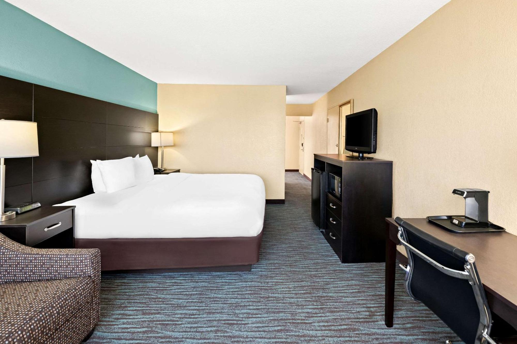 Quality Inn Dayton Airport Englewood Exterior foto